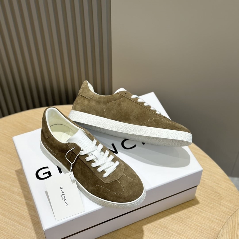 Givenchy Sneakers